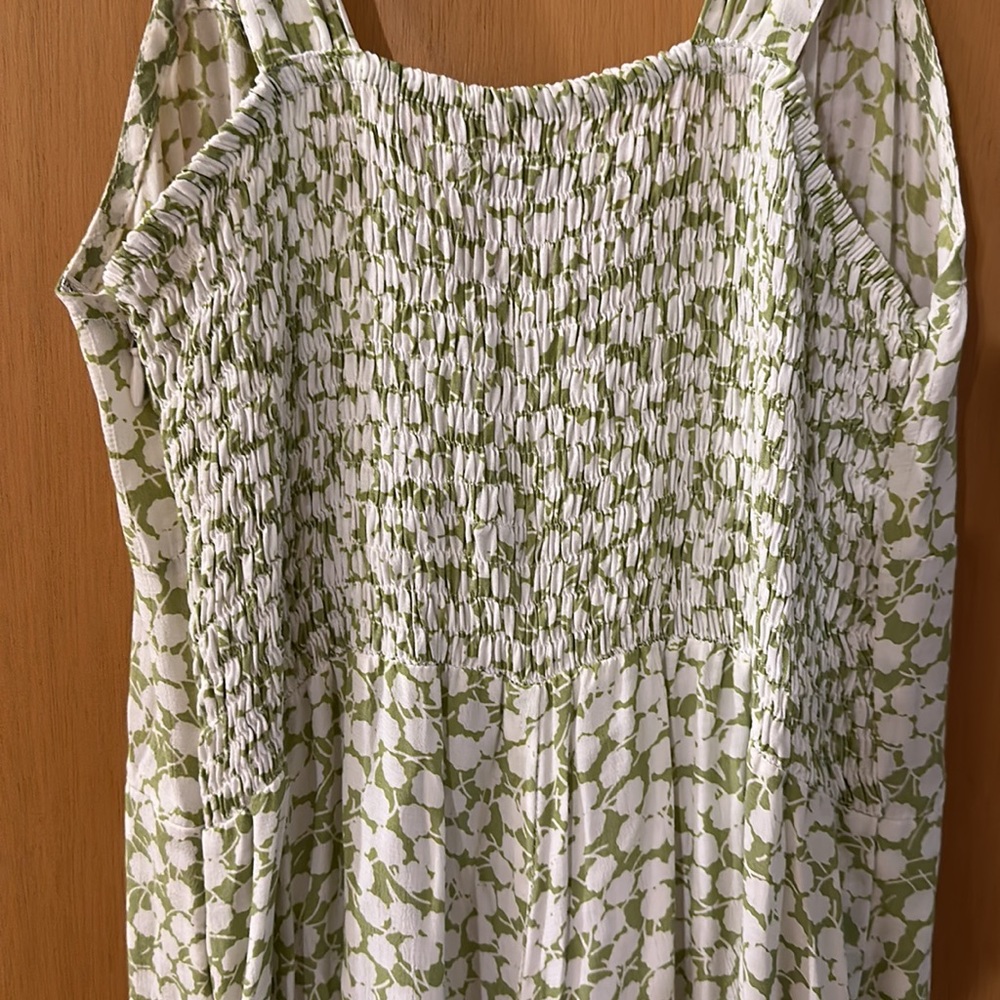Faithfull the Brand Women’s Floral Smocked Sleeveless Jumpsuit Green Size 6-8 - Picture 9 of 15